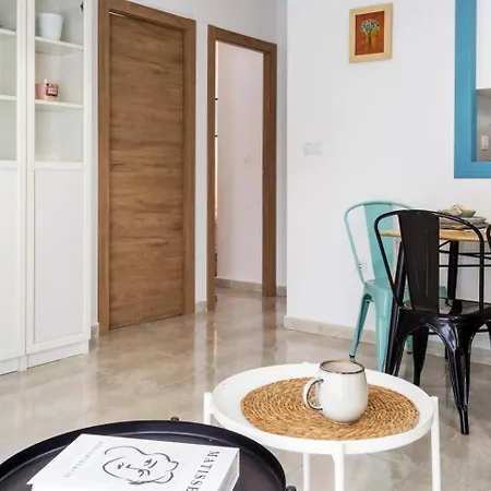 Apartment Pink Urban Living Torrevieja