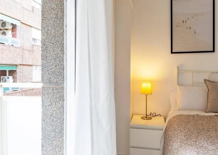 Pink Urban Living Apartment *